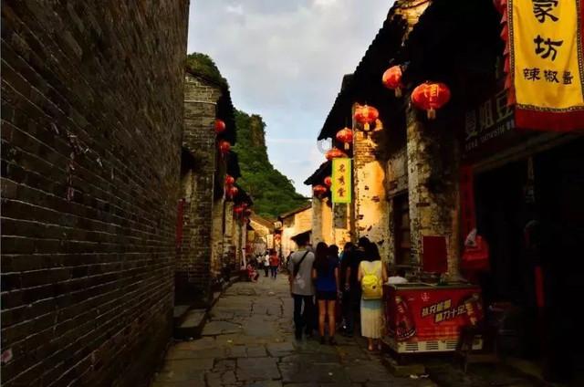 小猫钓鱼游戏龙王版有船